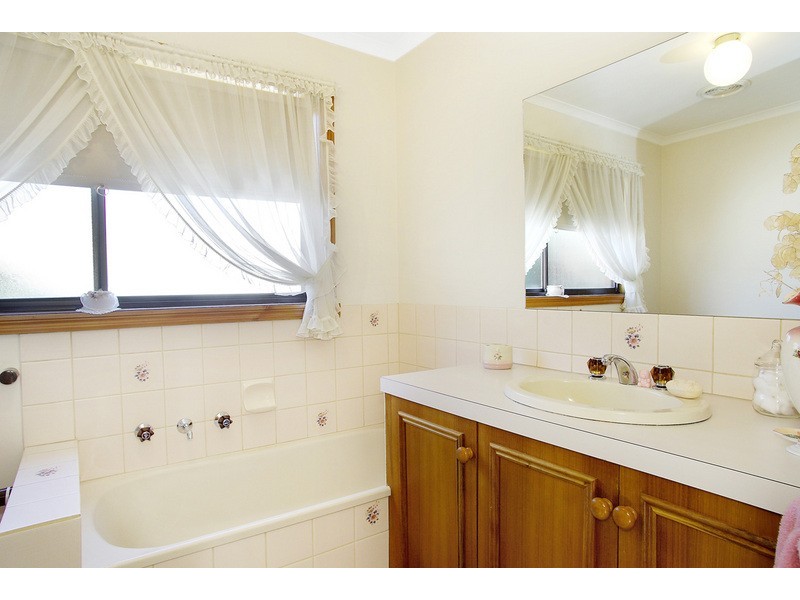 Geelong West VIC 3218