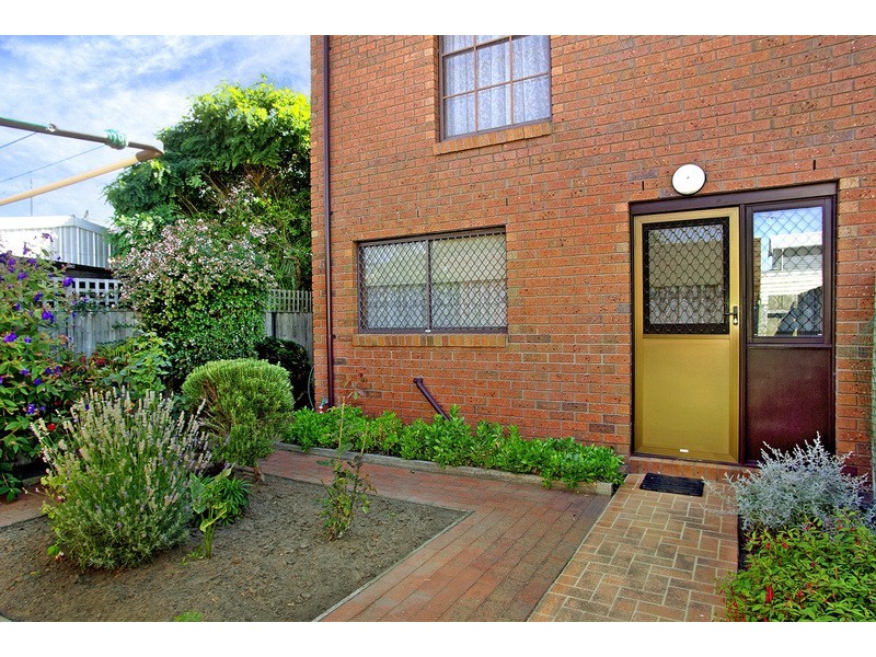 Geelong West VIC 3218