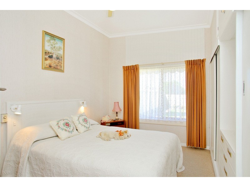 4 Carol Court, Newcomb VIC 3219