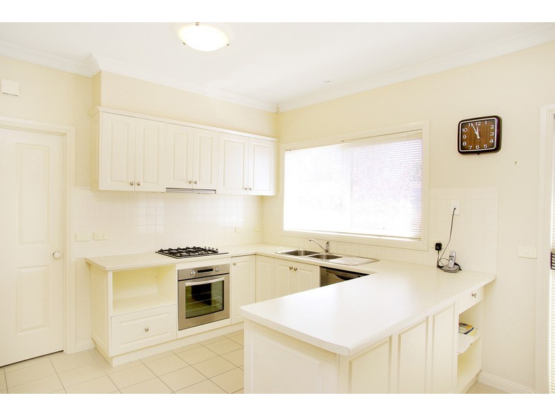 3/27 Eton Road, Belmont VIC 3216