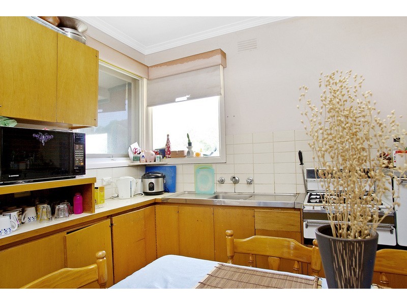 10 Chapel Street, Whittington VIC 3219