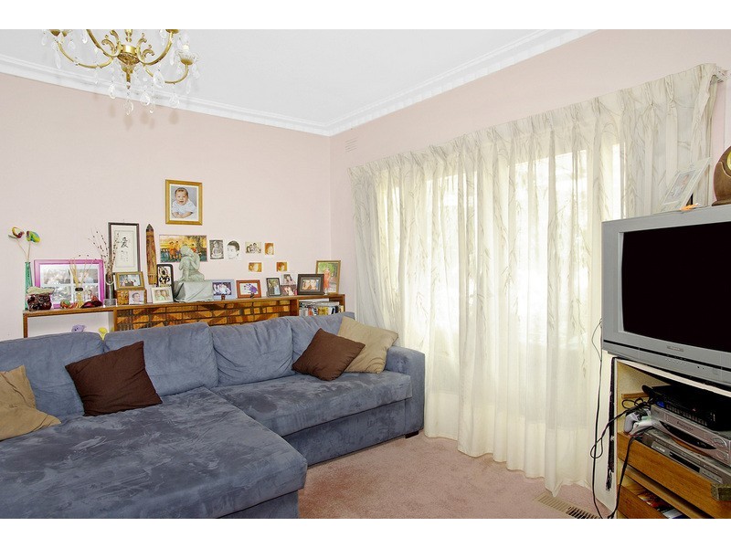 10 Chapel Street, Whittington VIC 3219