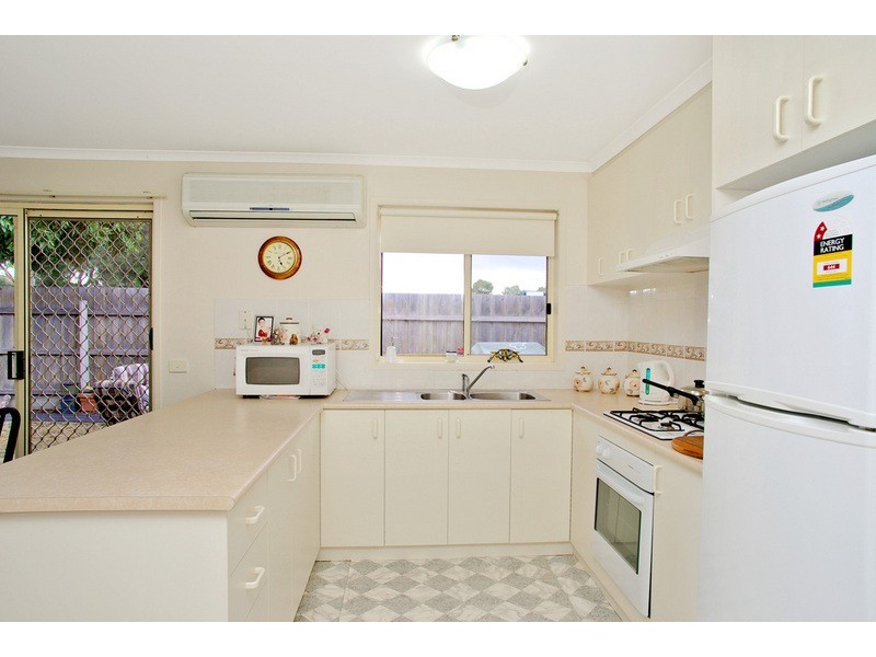 1/10 Rotherham Street, Belmont VIC 3216