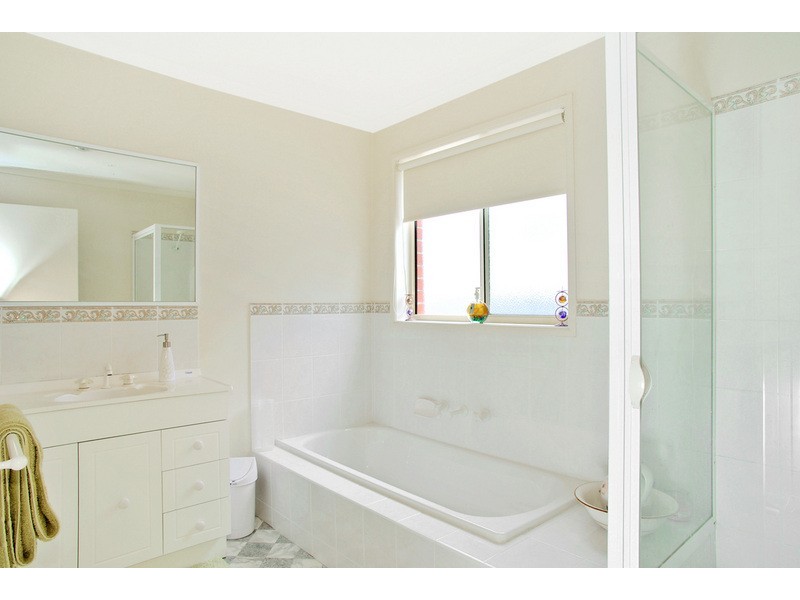 1/10 Rotherham Street, Belmont VIC 3216