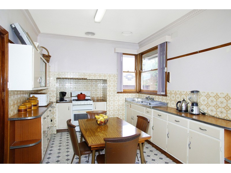 29 Clarendon Street, Newtown VIC 3220