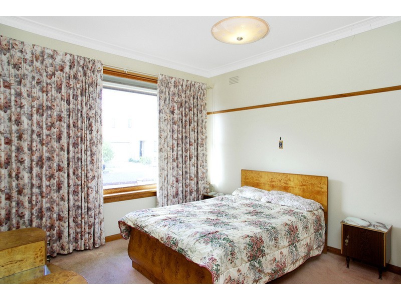 29 Clarendon Street, Newtown VIC 3220