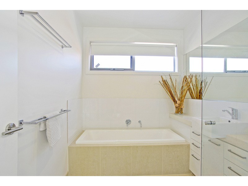 26 Park Crescent, South Geelong VIC 3220