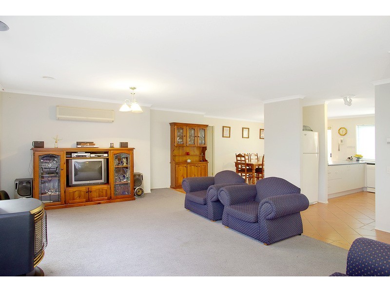 10 Thornton Close, Lovely Banks VIC 3221