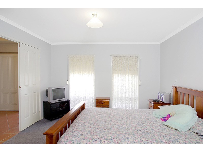 10 Thornton Close, Lovely Banks VIC 3221