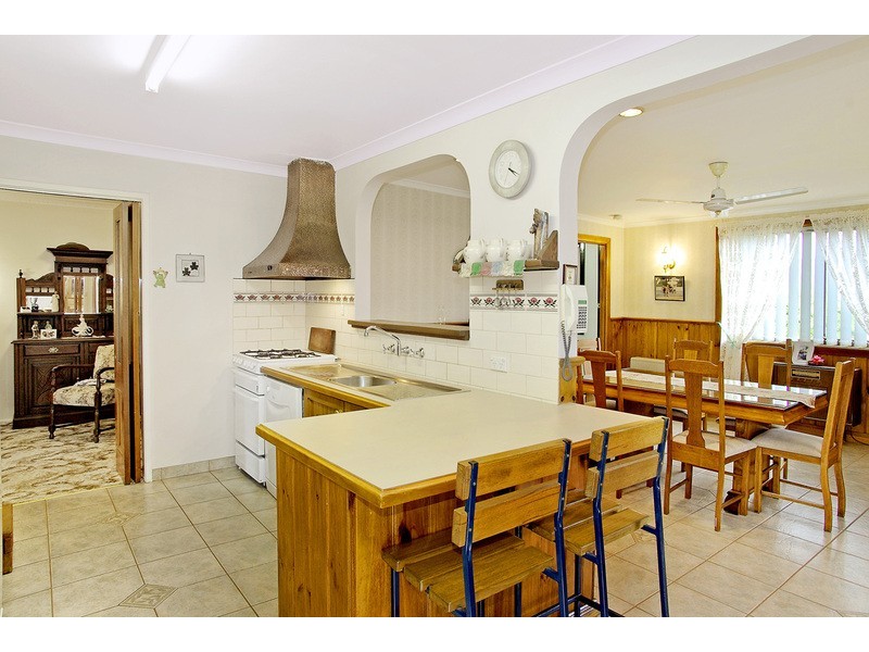 19 Newland Street, Newcomb VIC 3219