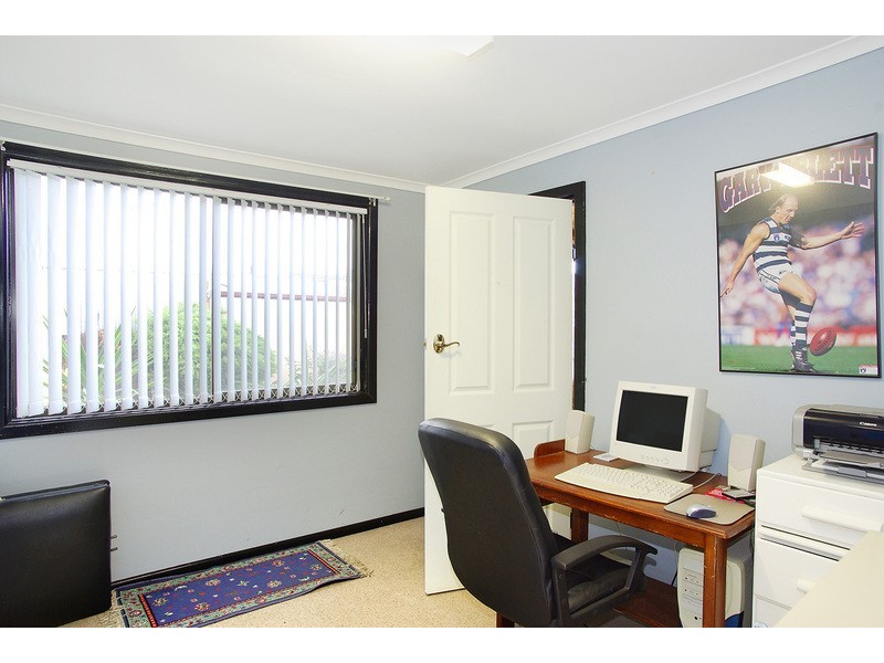 19 Newland Street, Newcomb VIC 3219