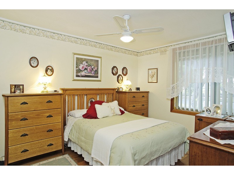 19 Newland Street, Newcomb VIC 3219