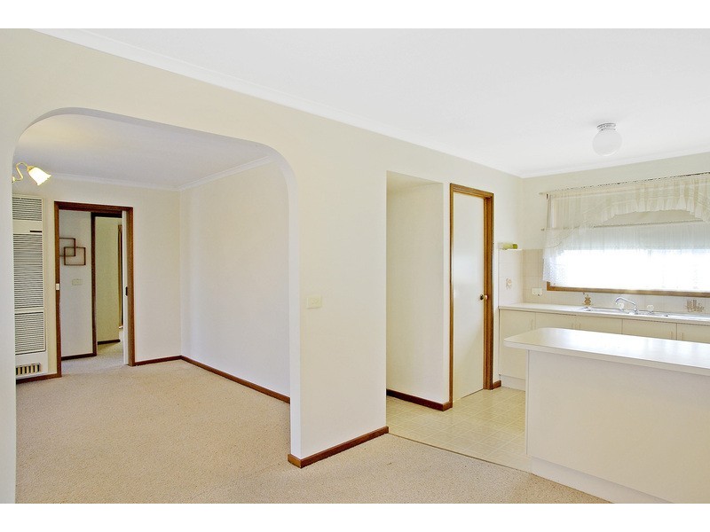 1/115 Solar Drive, Whittington VIC 3219