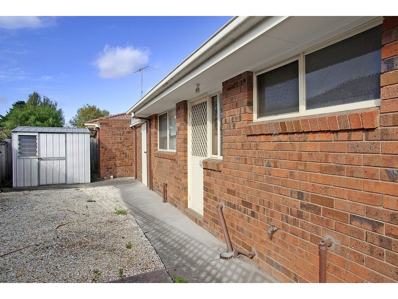 1/115 Solar Drive, Whittington VIC 3219
