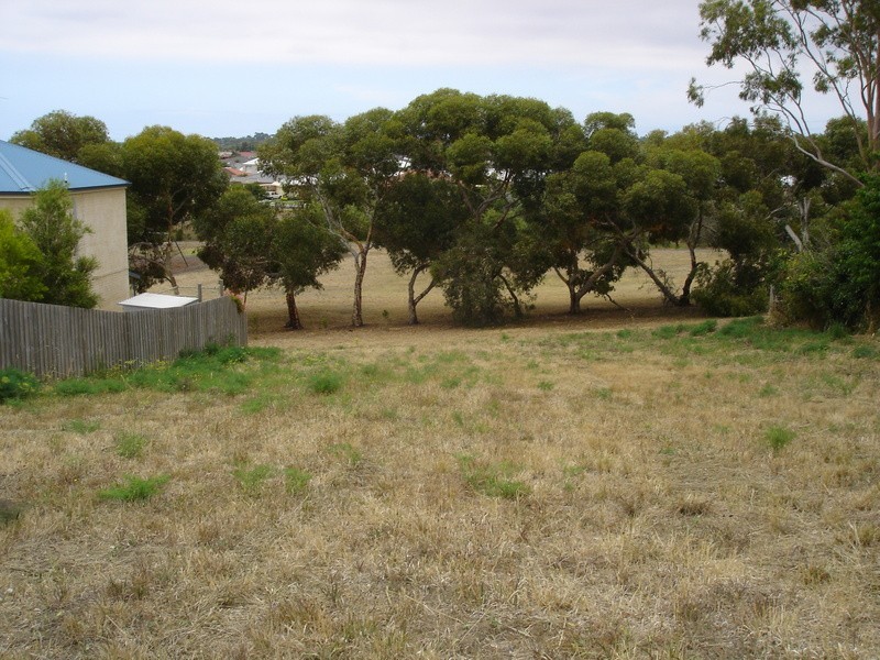 10 Southdown Crescent, Belmont VIC 3216