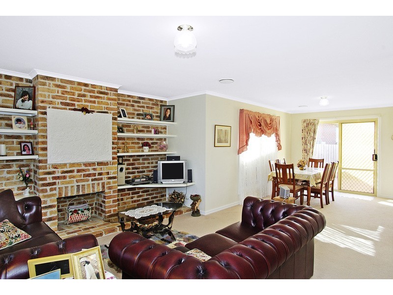 55 Mulquiney Crescent, Highton VIC 3216