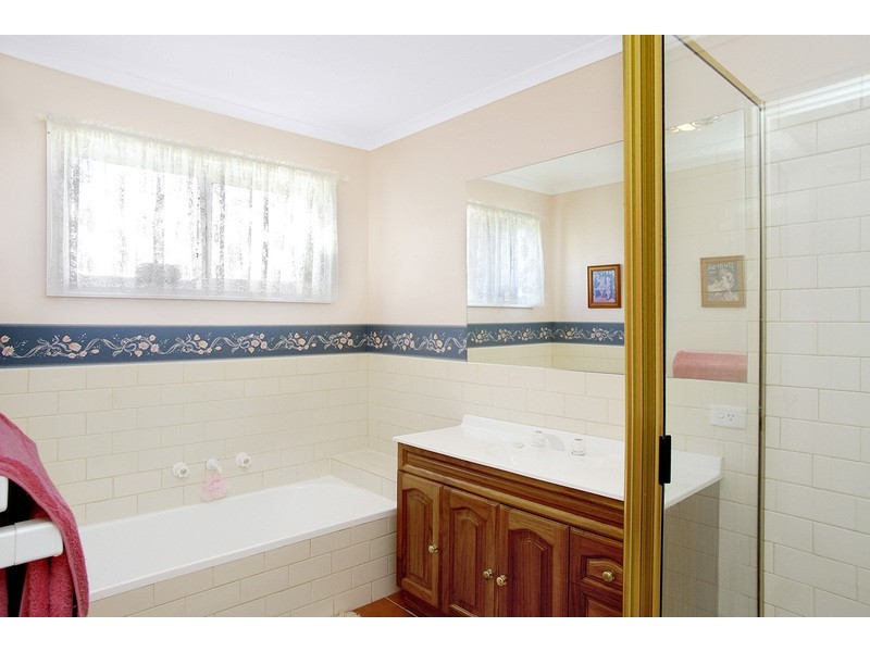 55 Mulquiney Crescent, Highton VIC 3216