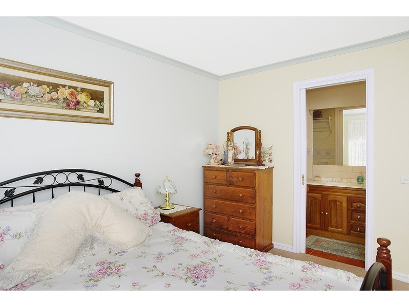 55 Mulquiney Crescent, Highton VIC 3216