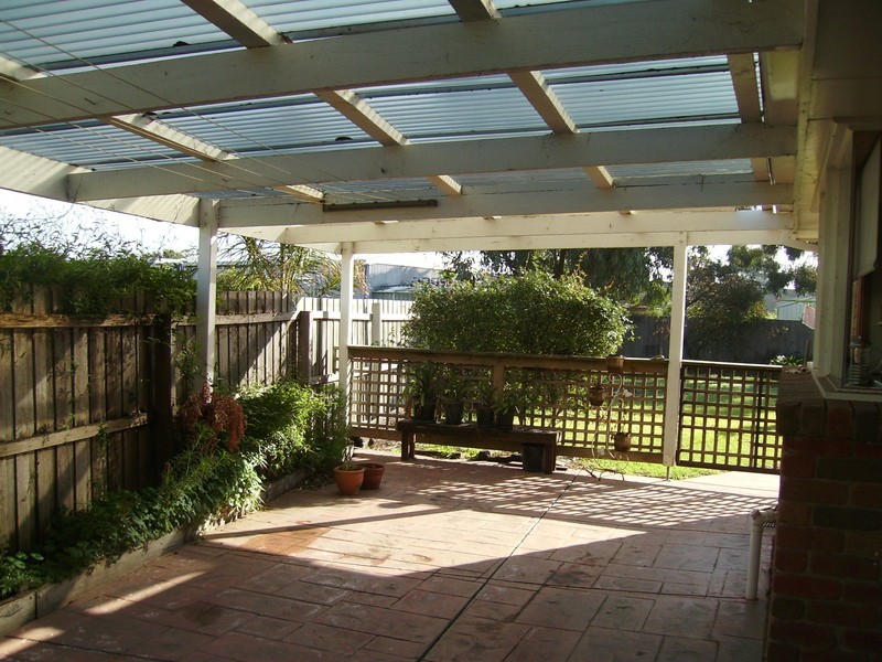 23 Orbit Drive, Whittington VIC 3219