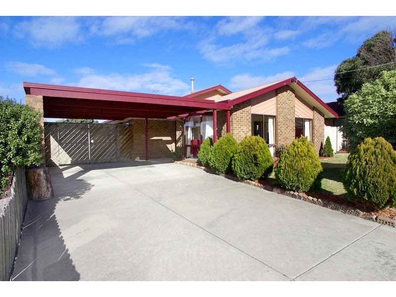 5 Seymour Close, Grovedale VIC 3216
