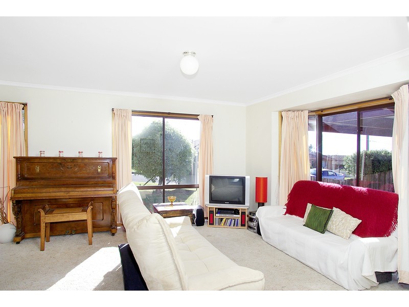 5 Seymour Close, Grovedale VIC 3216
