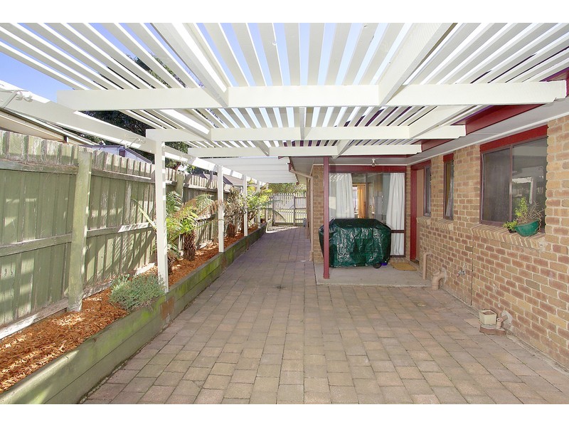 5 Seymour Close, Grovedale VIC 3216