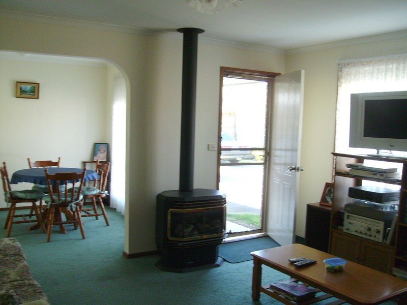 2/72 Greenville Drive, Grovedale VIC 3216