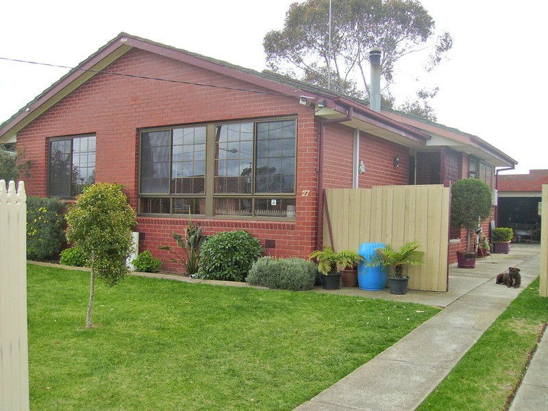 27 Veronica Avenue, Newcomb VIC 3219