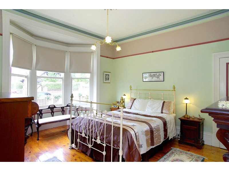 42 Virginia Street, Newtown VIC 3220