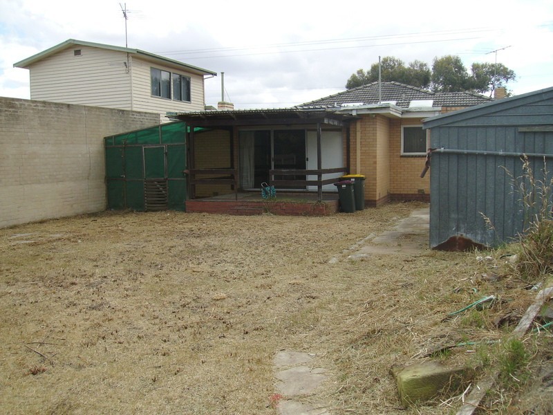 77 Boundary Road, Newcomb VIC 3219