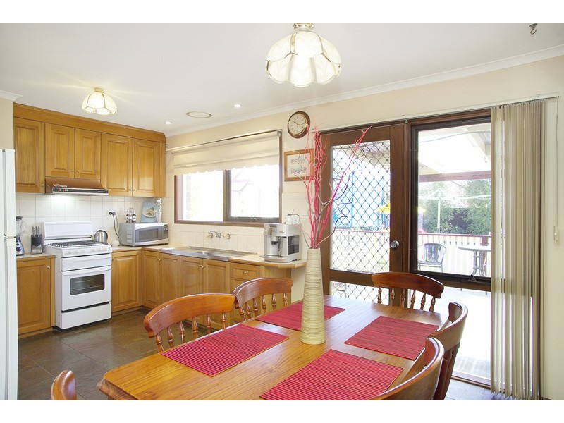 11 Kingsley Drive, Corio VIC 3214