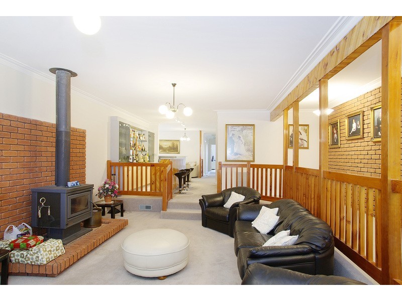 2 Hickey Street, Whittington VIC 3219