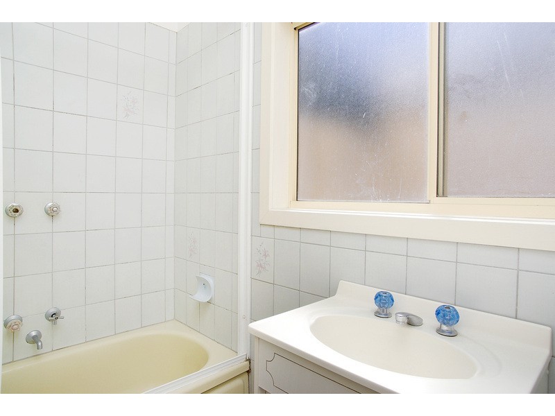 39 Read Street, Newtown VIC 3220