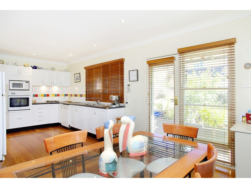 12 South Valley Road, Highton VIC 3216