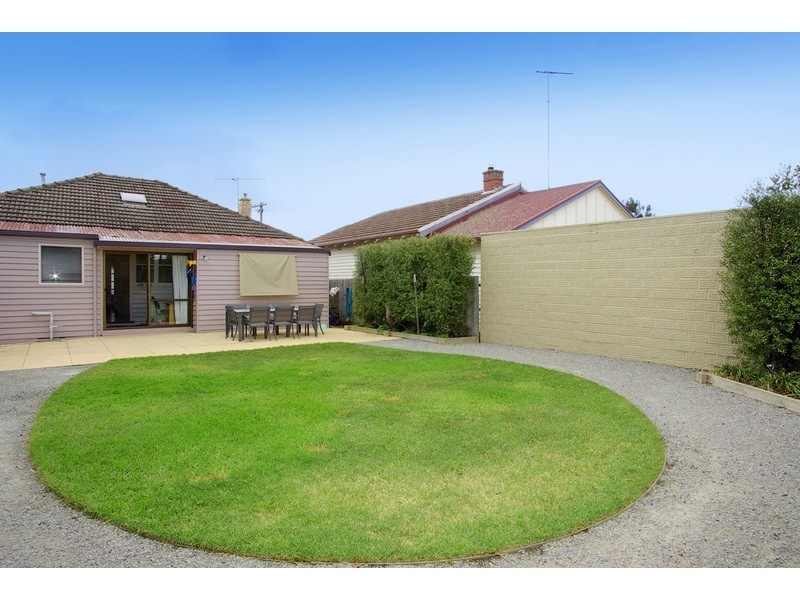5 Campbell Street, East Geelong VIC 3219