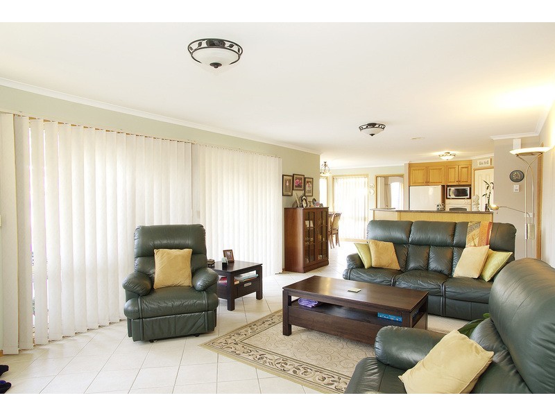 2 Blue Gum Place, Grovedale VIC 3216