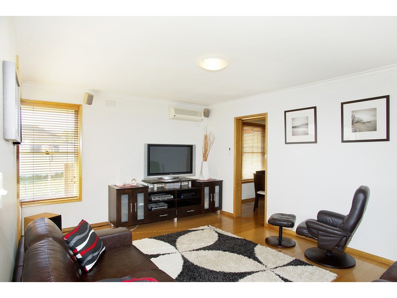 17 Villamanta Street, Geelong West VIC 3218