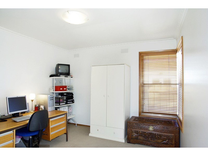 17 Villamanta Street, Geelong West VIC 3218