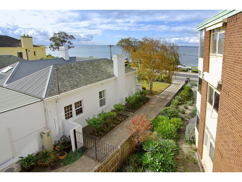 11/21 The Esplanade, Geelong VIC 3220