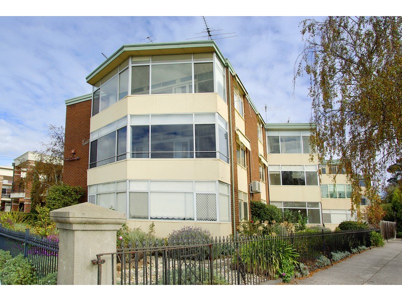 11/21 The Esplanade, Geelong VIC 3220