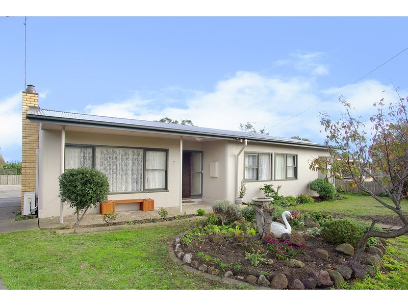7 Gallois Gardens, Leopold VIC 3224