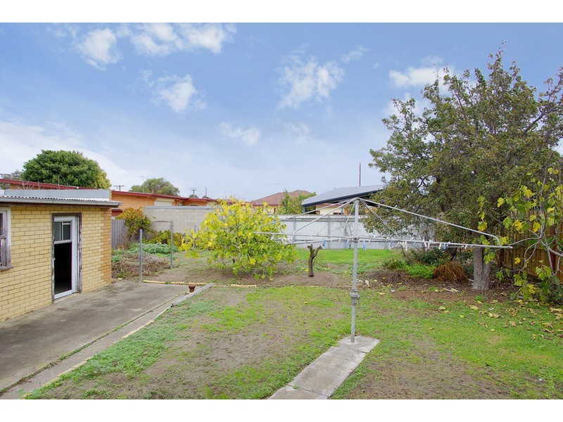 9 Thorburn Street, Bell Park VIC 3215