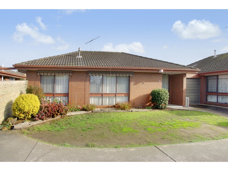 2/5 Lawrence Street, Leopold VIC 3224