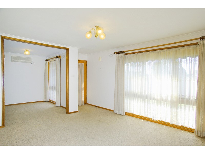 2/5 Lawrence Street, Leopold VIC 3224