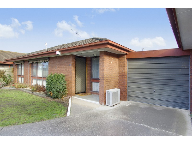 2/5 Lawrence Street, Leopold VIC 3224
