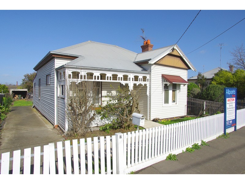 7 Mervyn Street, Newtown VIC 3220