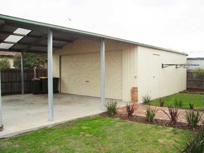 26 Charles Street, Newcomb VIC 3219