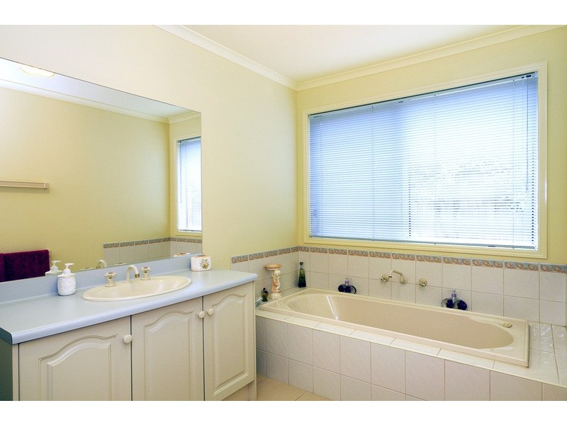 6 Jenna Court, St Albans Park VIC 3219