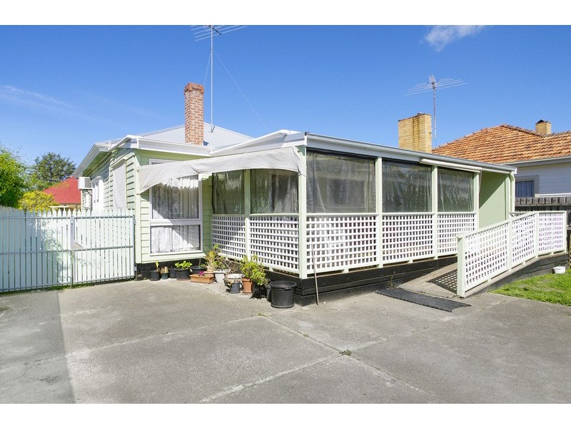 74 Clarence Street, Geelong West VIC 3218