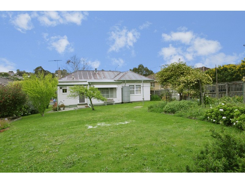 48 Barrabool Road, Highton VIC 3216